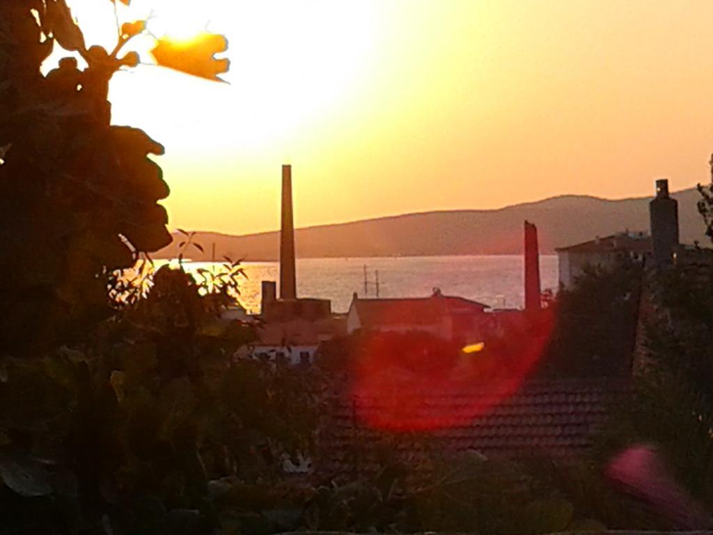 Ayvalı Melekler Pansiyon الغرفة الصورة